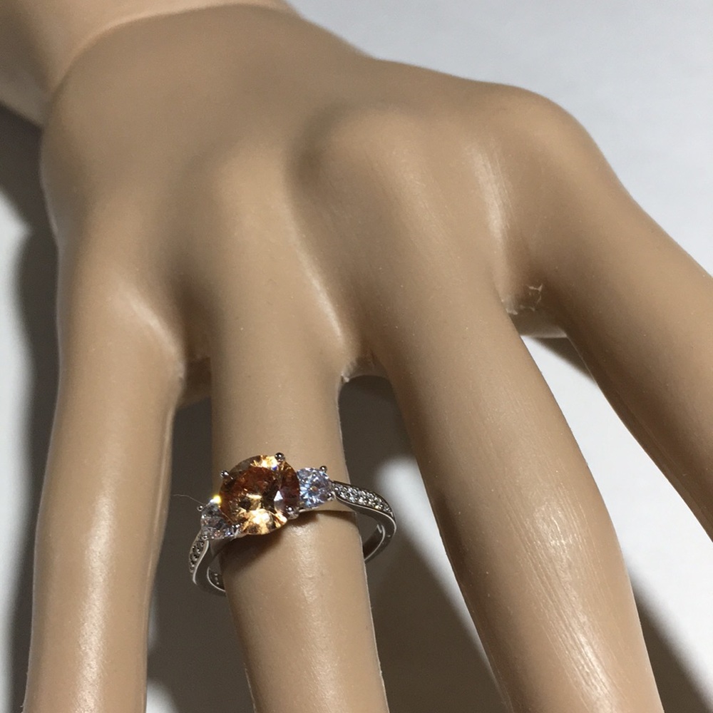 JTV BELLA LUCE DILLENIUM CUT CHAMPAGNE & DIAMOND SIMULANT RHODIUM OVER S S RING
